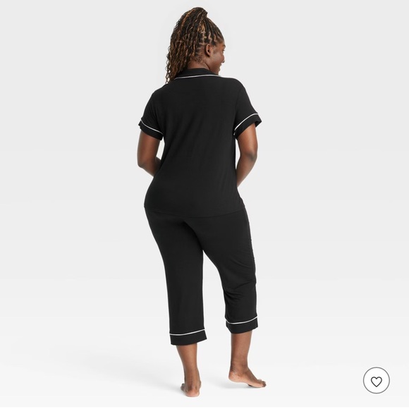 Auden Women's Cloud Knit Short Sleeve Collar Top and Cropped Pants Pajama Set - Picture 5 of 8